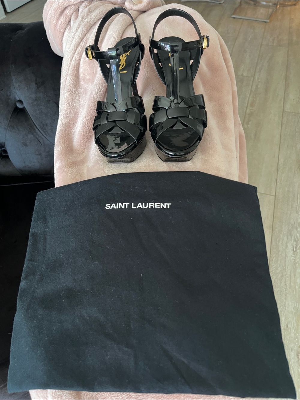 Saint Laurent Black Patent Leather T-Strap Knot Heels - Picture 2 of 6